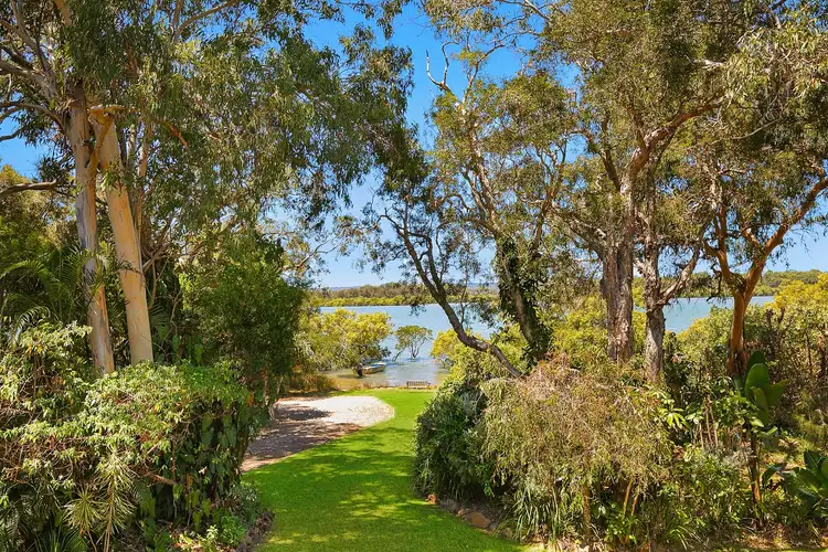 34-38 Marine Street, Macleay Island QLD 4184