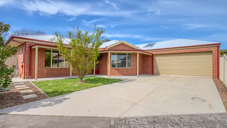 8 Heily Avenue, Mooroopna VIC 3629