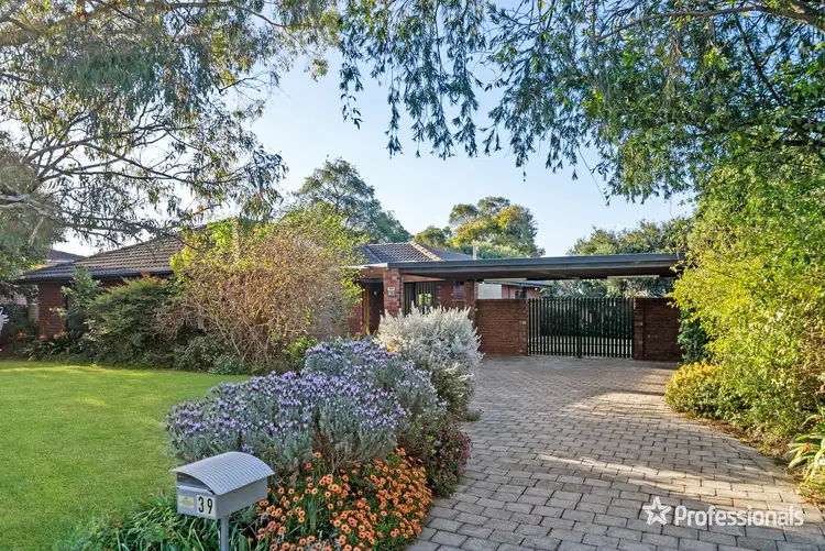 Main view of Homely house listing, 39 Angourie Crescent, Taylors Lakes VIC 3038