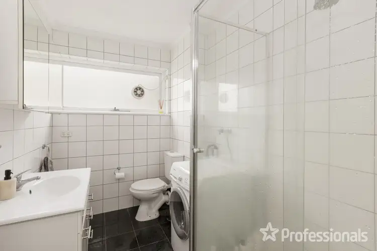 Fourth view of Homely apartment listing, 5/39 Park Street, Hawthorn VIC 3122