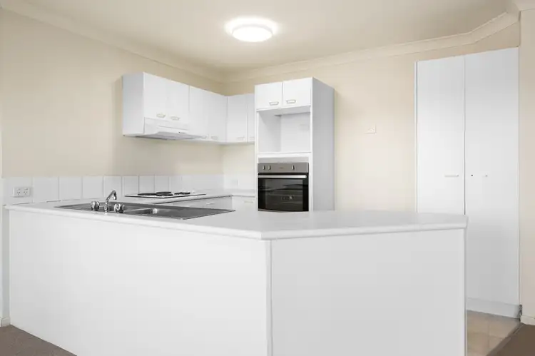 Fourth view of Homely townhouse listing, 82/3 Arundel Drive, Arundel QLD 4214