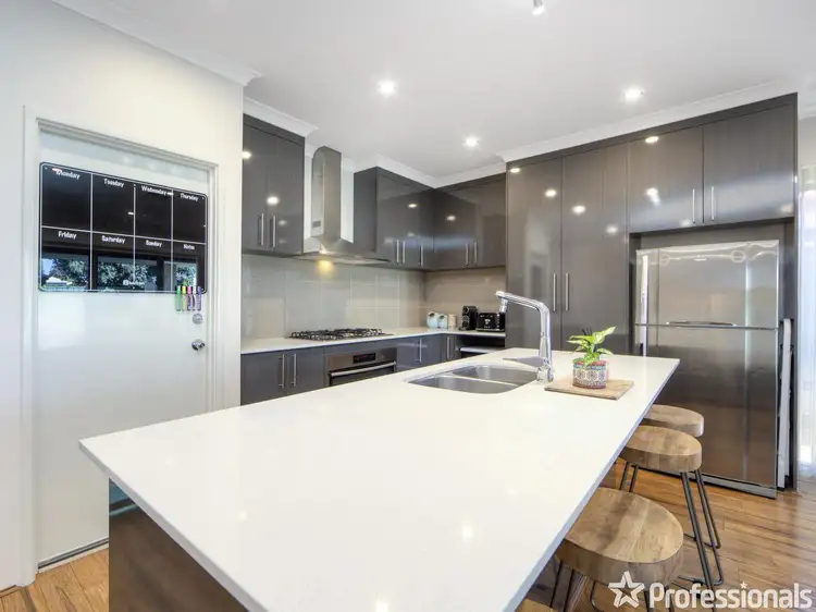 Sixth view of Homely house listing, 7 Monarch Way, Wattle Grove WA 6107