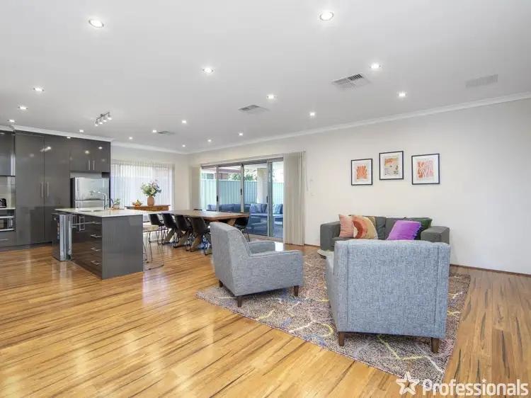 Seventh view of Homely house listing, 7 Monarch Way, Wattle Grove WA 6107