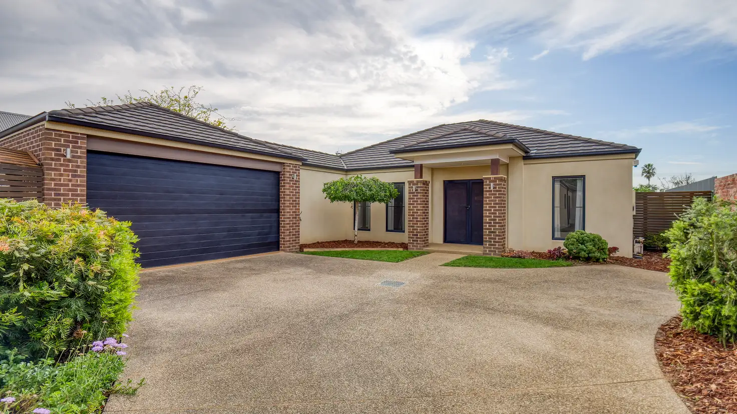 Main view of Homely townhouse listing, 2/25 Maude Street, Shepparton VIC 3630