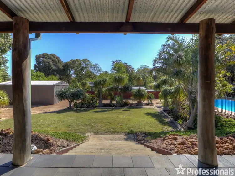 19 Champion Road, Lesmurdie WA 6076