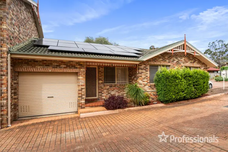 26 Holland Crescent