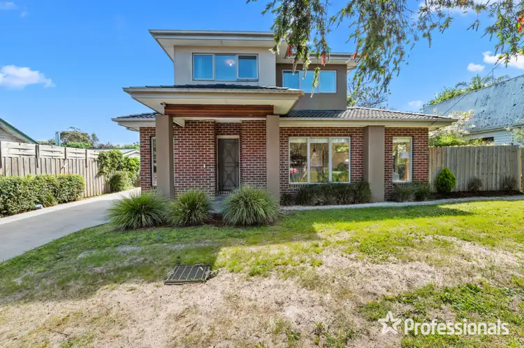 Main view of Homely townhouse listing, 1/24 Plumer Street, Croydon VIC 3136
