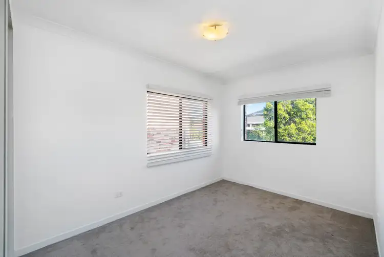Sixth view of Homely semi-detached listing, 33 Buckland Street, Greenacre NSW 2190