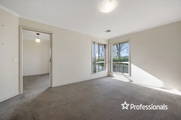 Fourth view of Homely house listing, 5 Berkeley Close, Wodonga VIC 3690