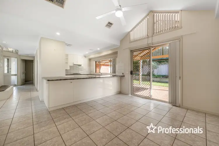 Fifth view of Homely house listing, 5 Berkeley Close, Wodonga VIC 3690
