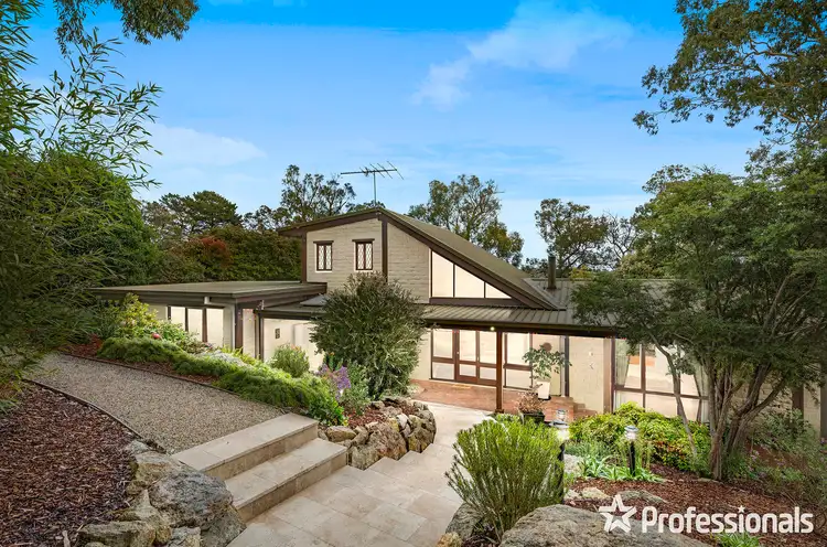 5 Davey Road, Mount Evelyn VIC 3796