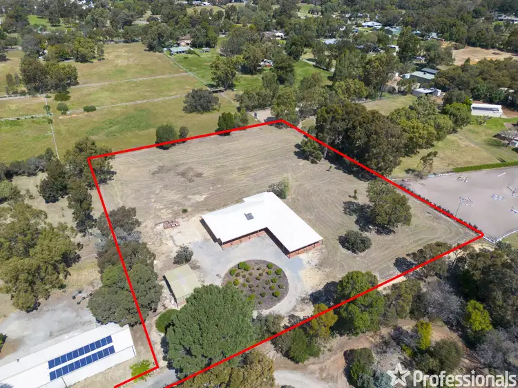 19 Emanuel Court, Wattle Grove WA 6107