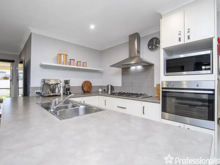 Second view of Homely house listing, 3 Twen Lane, Wattle Grove WA 6107