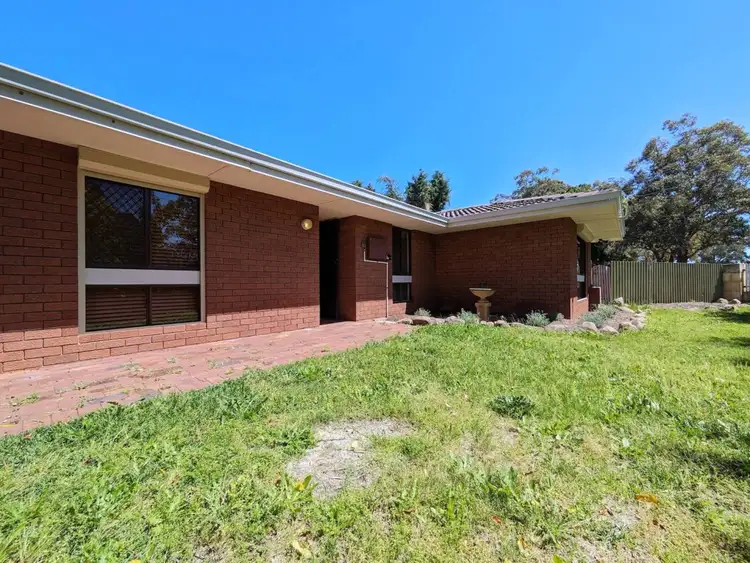 Fourth view of Homely house listing, 2 Harpenden Street, Huntingdale WA 6110