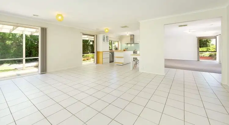 Second view of Homely house listing, 8 Whitehall Court, Wodonga VIC 3690