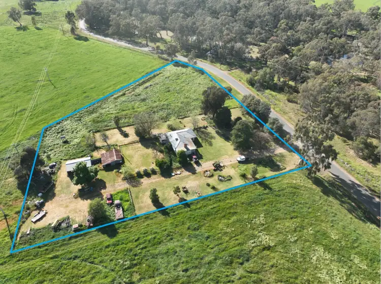 100 Peter Hawkey Road, Nathalia VIC 3638