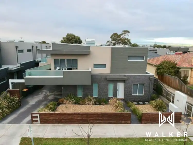 3 Gladstone Parade