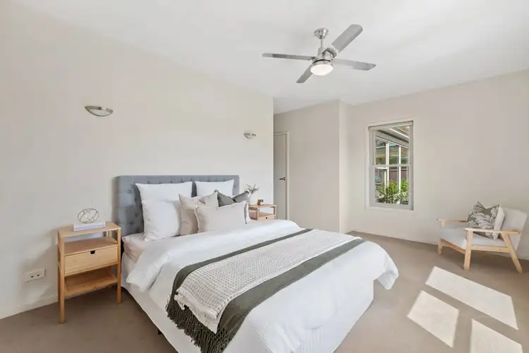 Fifth view of Homely house listing, 1/8 Phillis Street, Kangaroo Flat VIC 3555