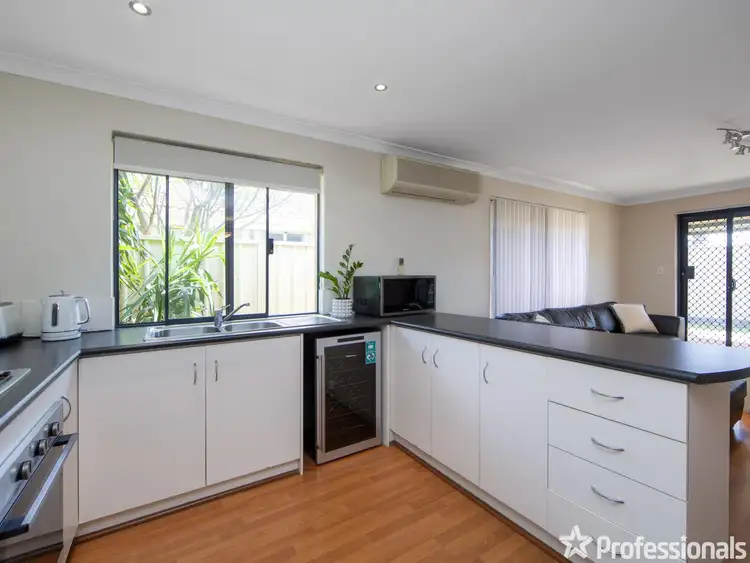 Fifth view of Homely unit listing, 6/10 Peach Tree, Forrestfield WA 6058