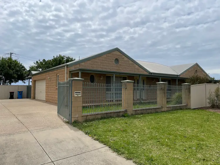 5 Cadillac Court, Shepparton VIC 3630