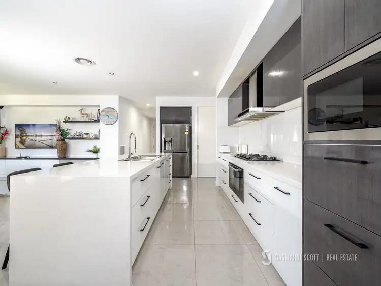 Fifth view of Homely house listing, 2 Broadwater Road, Kialla VIC 3631