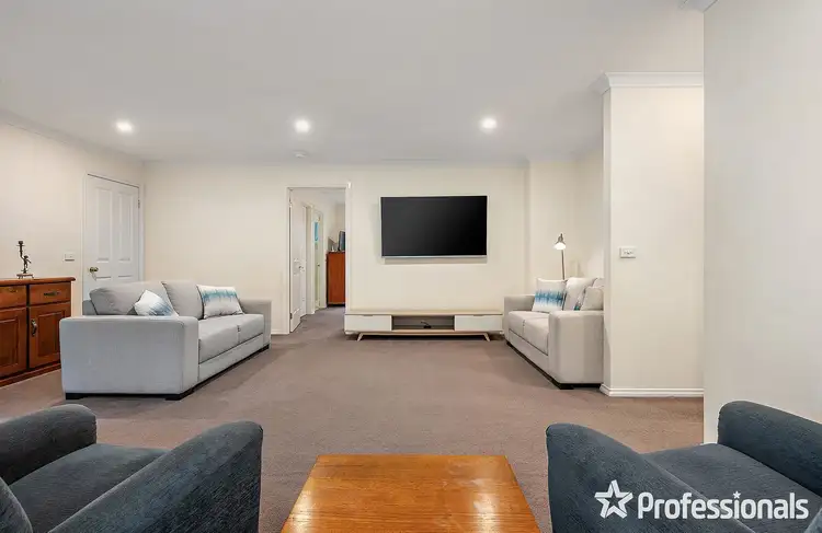 Third view of Homely house listing, 6a Wimbledon Court, Mooroolbark VIC 3138
