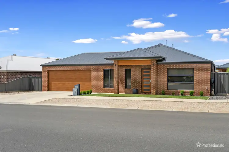 2 Chisholm Street, Maryborough VIC 3465