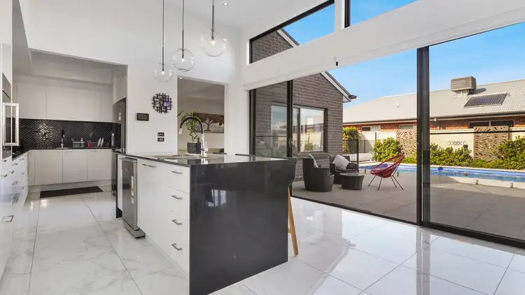 Fourth view of Homely house listing, 5 Daylesford Crescent, Kialla VIC 3631