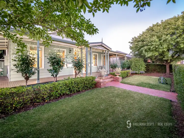 11 Kookaburra Drive, Kialla VIC 3631