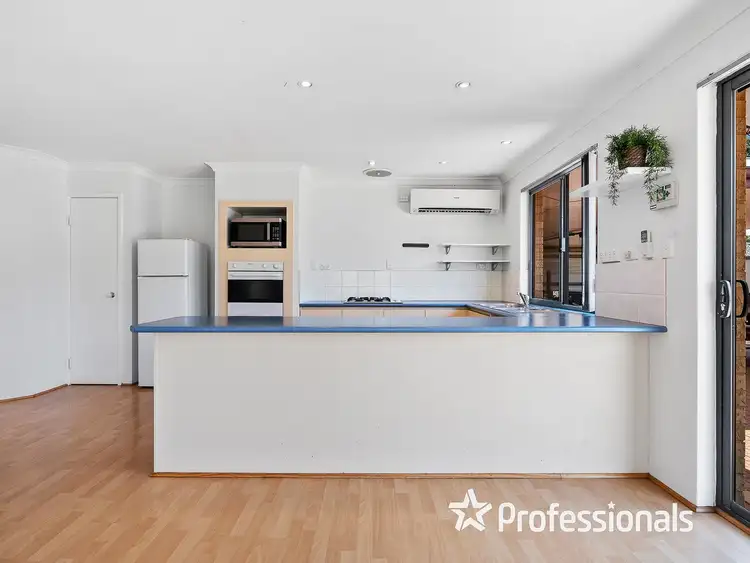 Seventh view of Homely house listing, 4 Sapphire Way, Maida Vale WA 6057