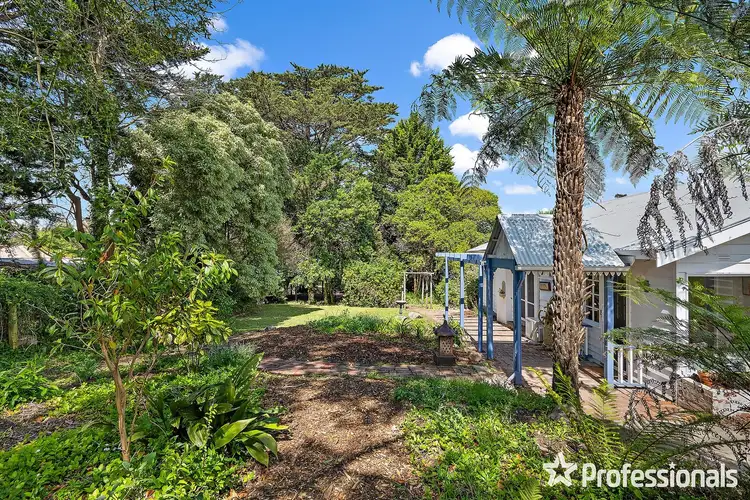 9 Buckmaster Drive, Mount Evelyn VIC 3796