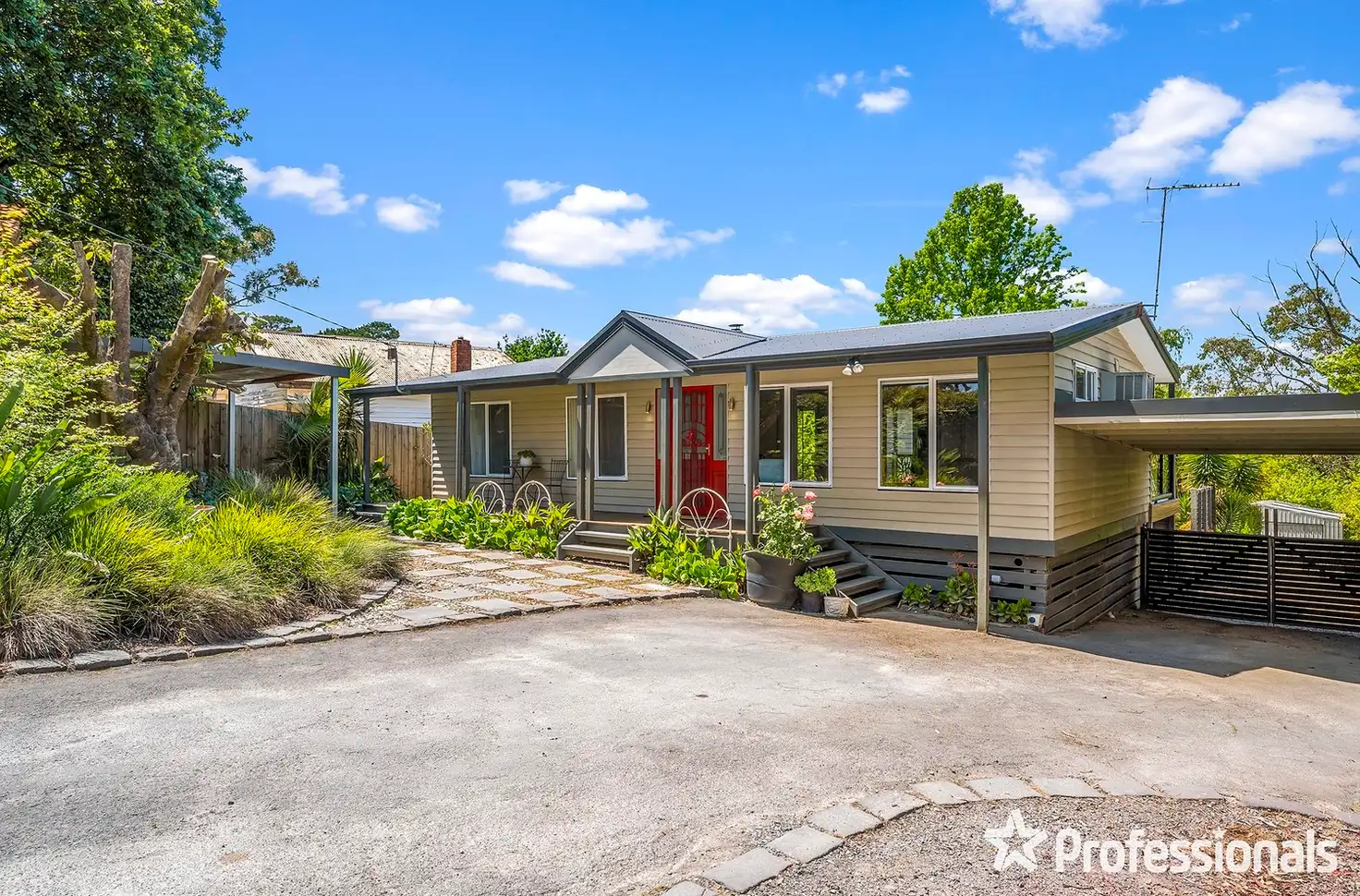 Main view of Homely house listing, 8 Wanda Avenue, Wandin North VIC 3139