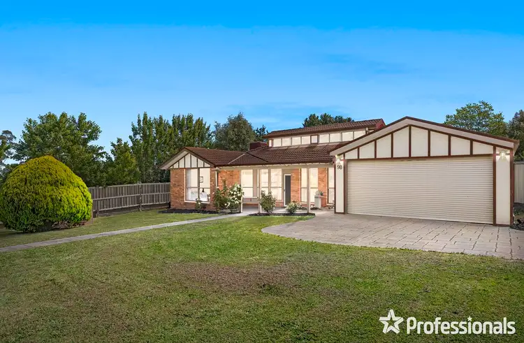 98 Landscape Drive, Mooroolbark VIC 3138