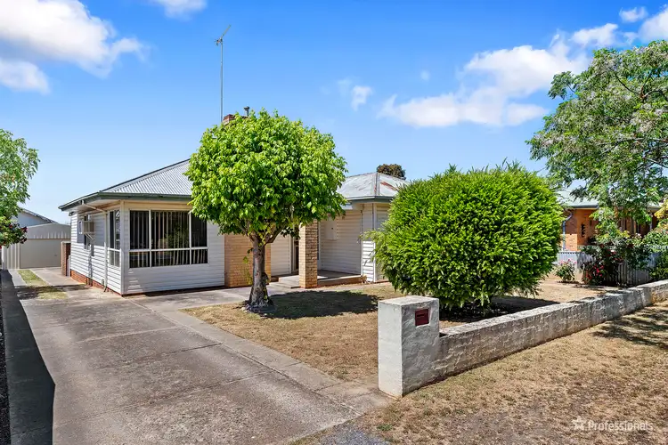 20 Wills Street, Maryborough VIC 3465