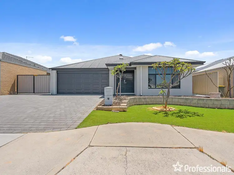 42 Fennell Crescent, Wattle Grove WA 6107