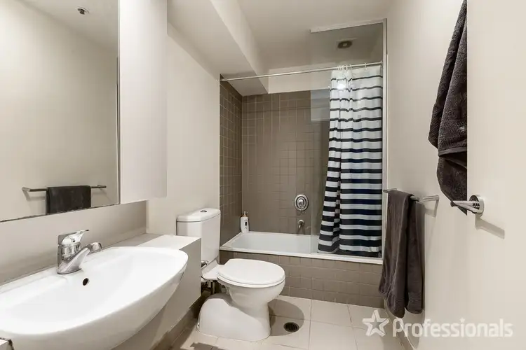 Third view of Homely apartment listing, 606/639 Little Bourke Street, Melbourne VIC 3000