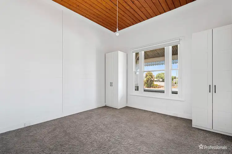 Fifth view of Homely house listing, 237 Gladstone Street, Maryborough VIC 3465