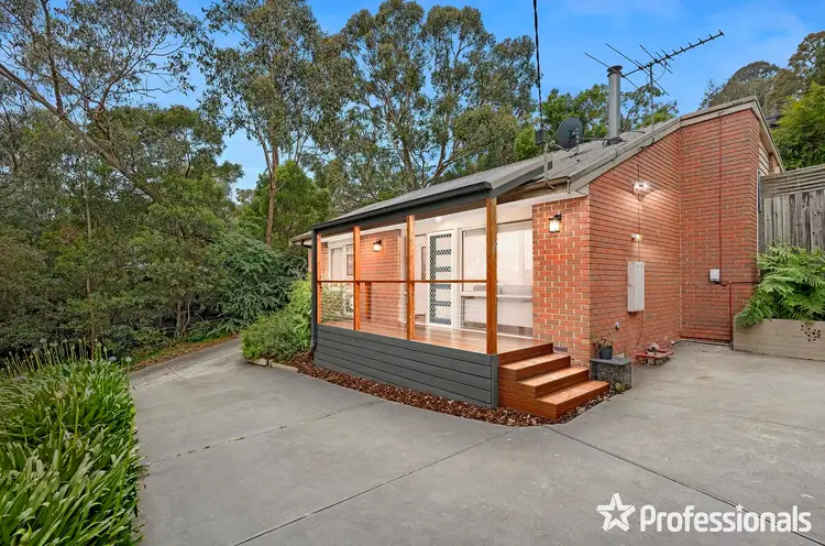 66 Commercial Road, Mount Evelyn VIC 3796
