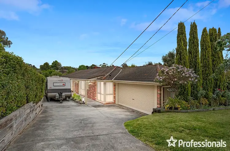 Second view of Homely house listing, 3 Rosny Place, Mooroolbark VIC 3138