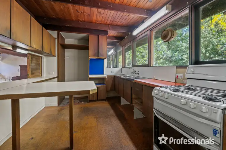 Fifth view of Homely house listing, 11 Caroll Avenue, Croydon VIC 3136