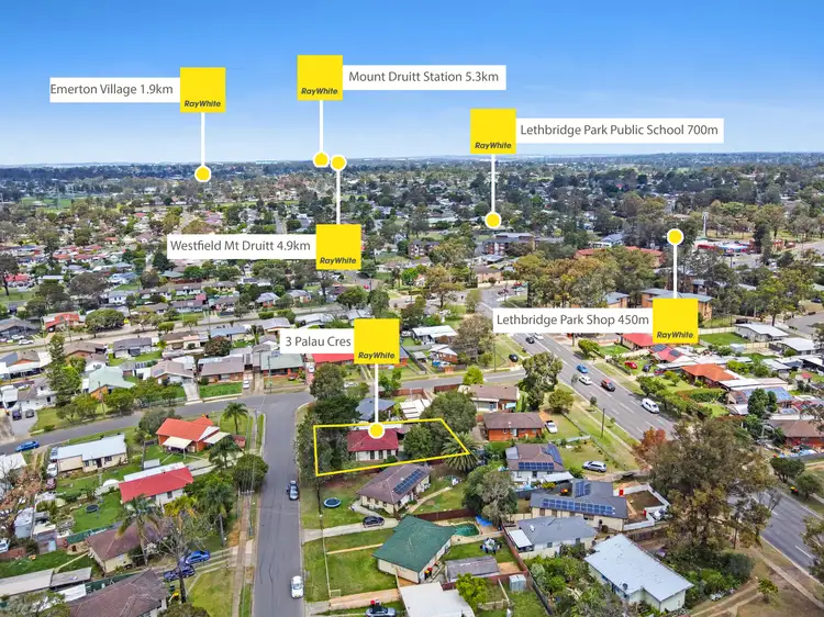 Second view of Homely house listing, 3 Palau Crescent, Lethbridge Park NSW 2770