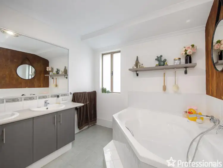 Sixth view of Homely house listing, 32 Orangedale Road, Lesmurdie WA 6076