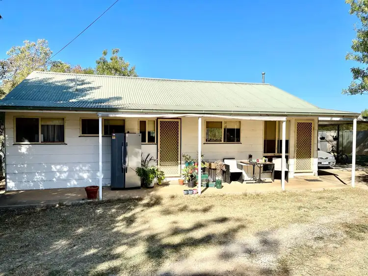 16 Towers Street, Flora Hill VIC 3550