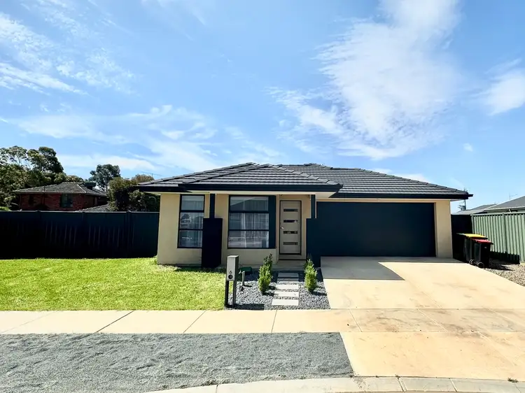 6 Cabernet Street