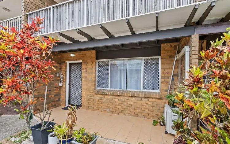 Main view of Homely unit listing, 3/12 Errol Avenue, Paradise Point QLD 4216