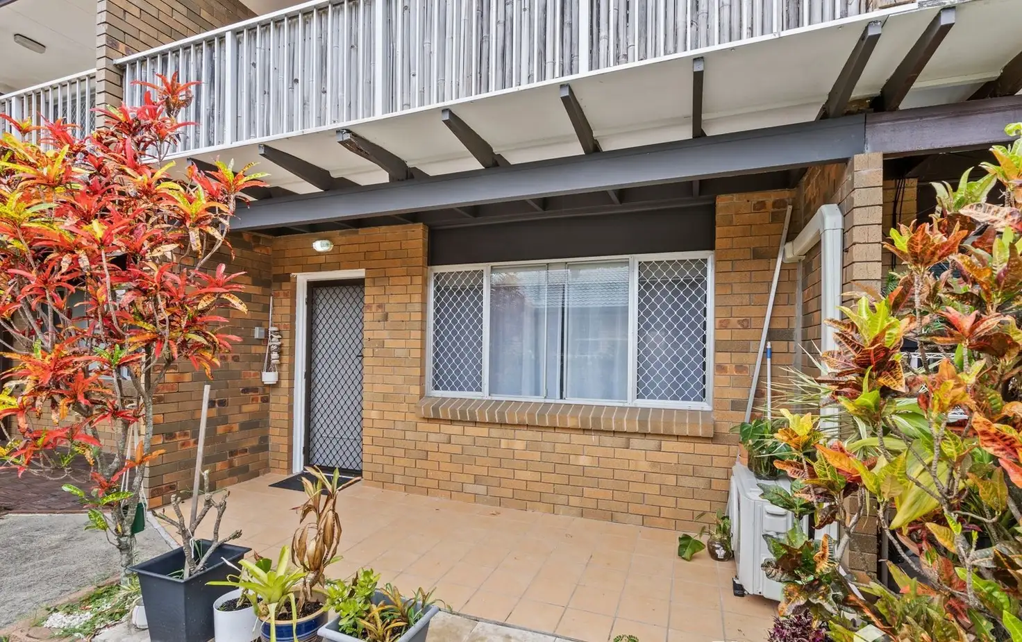 Main view of Homely unit listing, 3/12 Errol Avenue, Paradise Point QLD 4216