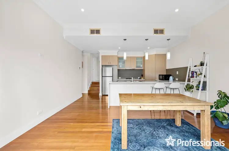 Fifth view of Homely unit listing, 2/6 Bridges Avenue, Mooroolbark VIC 3138