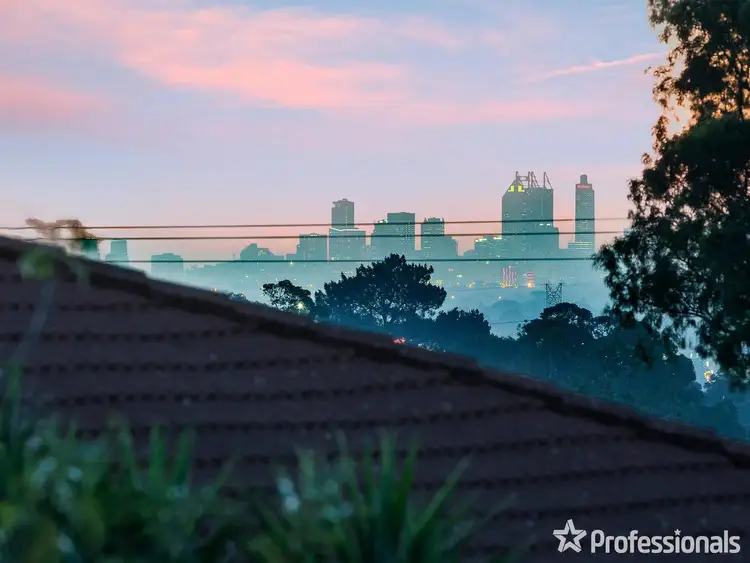34 Cupello Drive, Swan View WA 6056