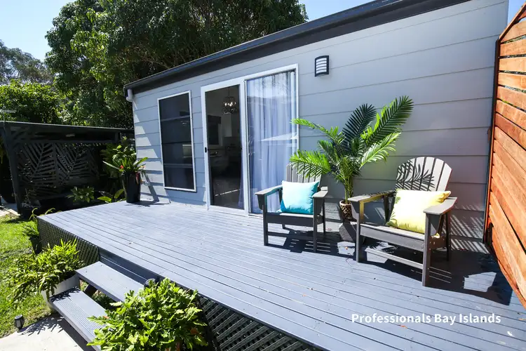 17 Tingara Street, Macleay Island QLD 4184