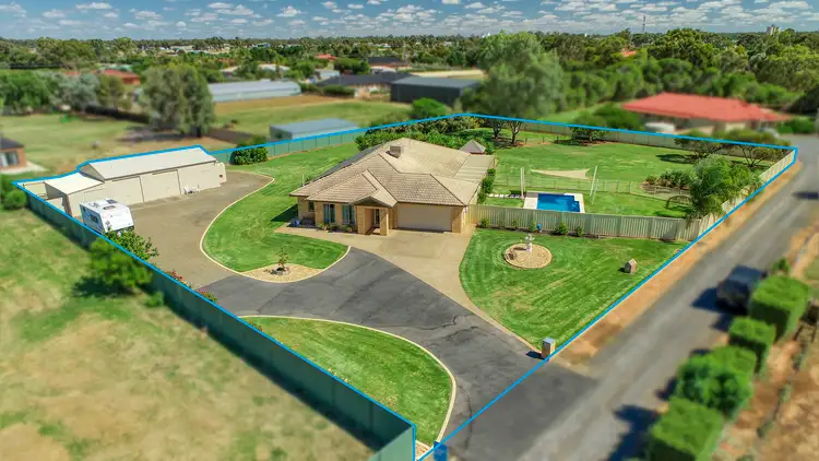 2/33 Catona Crescent, Cobram VIC 3644